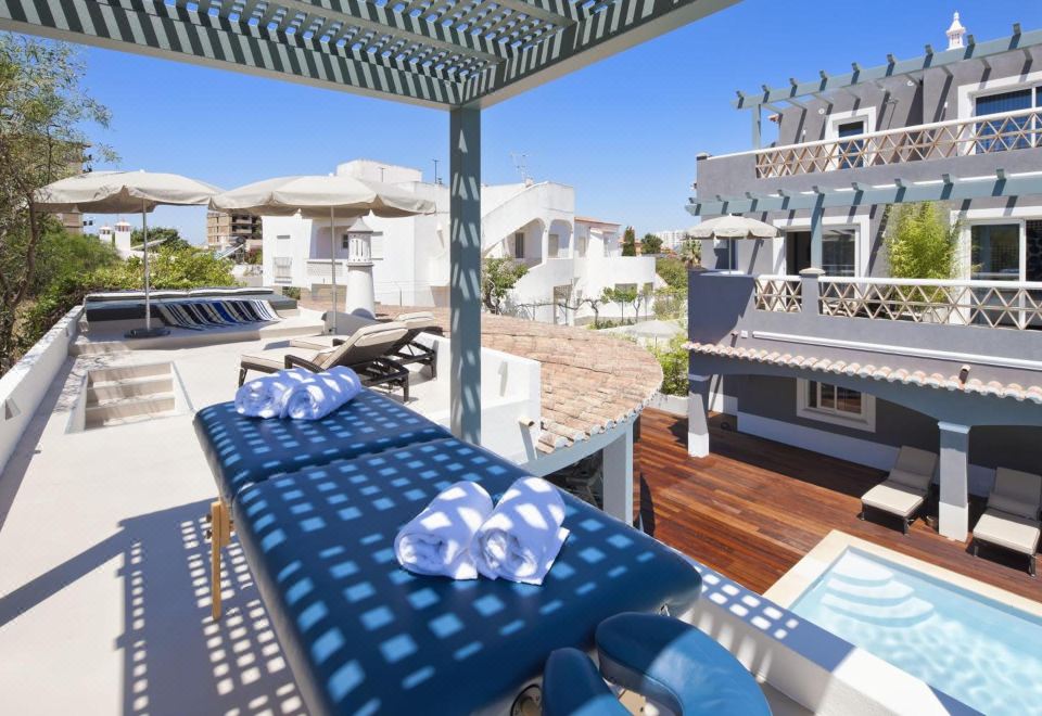 Costa D Oiro Ambiance Village Over view