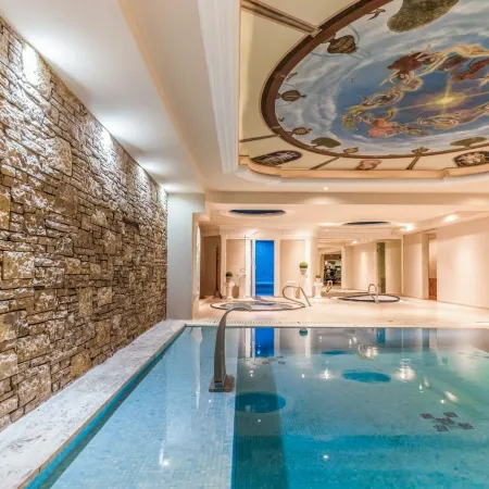 Secret Paradise Hotel & Spa