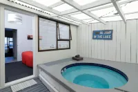 Gables Lakefront Motel - Пляж