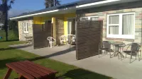 Otaki Motel - Motels