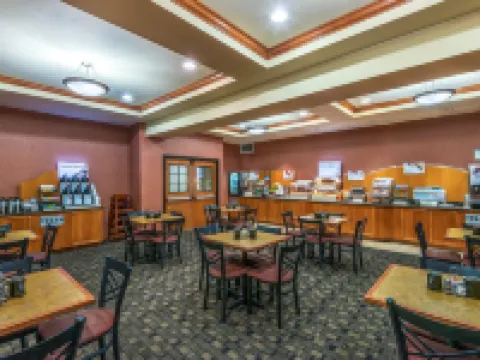 Holiday Inn Express & Suites Vernal - Dinosaurland by IHG Hotels in Uintah County