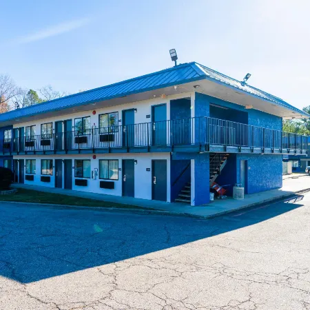 Xpress Inn & Extended Stays