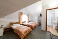 Azaliya na Moskovskoi Hotels near Cathedral of the Annunciation