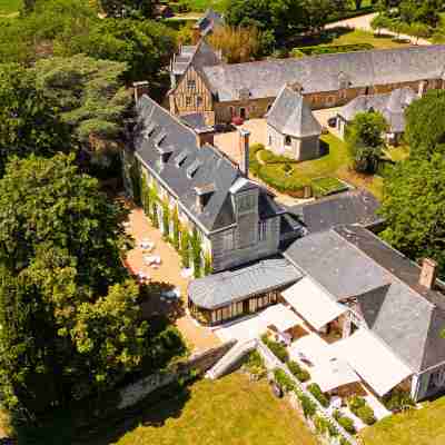 Chateau de Noirieux Hotel Exterior