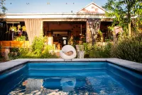 Ebonymoon Guest House Hotel di Velddrif