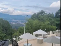 Hotel Bintang Timur 北托拉查縣住宿飯店