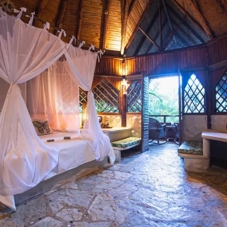 Natura Cabana Boutique Hotel & Spa