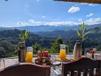 Bwindi Neckview Lodge Hotels in Kinkiizi
