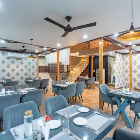Dls Nature Trinket Resort - Dalhousie with Swimming Pool