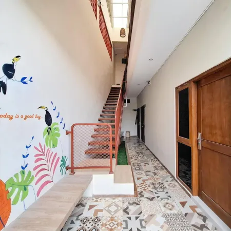 Urbanview Terra Hotel Syariah Near Stasiun Sragen by RedDoorz