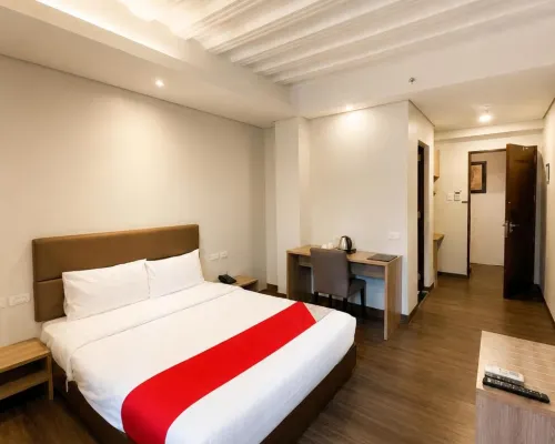 أيرو هوتل مانيلا Hotels near اس ام مانيلا