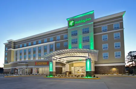 Holiday Inn Hattiesburg - North Отели рядом с достопримечательностью «African American Military History Museum»