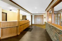 Super 8 by Wyndham St. Ignace Hotels in Sankt Ignace
