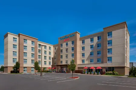TownePlace Suites Thunder Bay Отели рядом с Аэропорт Тандер Бэй