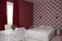Royal Plaza (Роял Плаза) Отели в г. 
