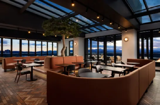 Moxy Asheville Отели рядом с достопримечательностью «Оверлук Виллидж»