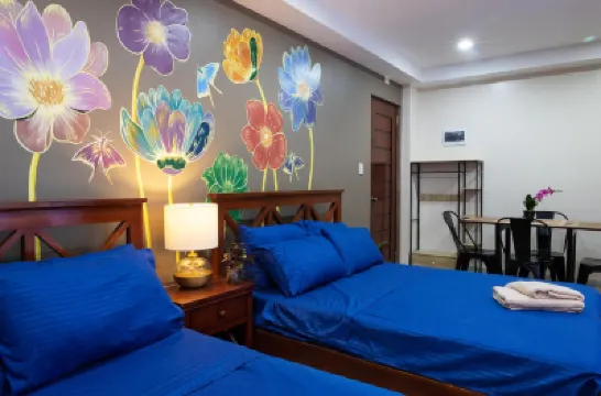 Luis Miguel's Place Hotels near Silliman University