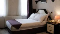 Kucuk Velic Hotel