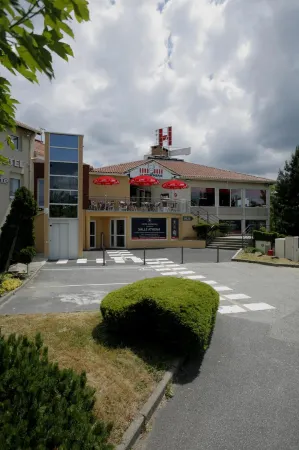 The Originals City Hôtel lAcropole Saint-Etienne Sud Отели рядом с достопримечательностью «Rose Garden Berland»