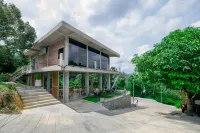 Hillcrest Dawn, Bentong Hotels near HillTop Bentong Campsite