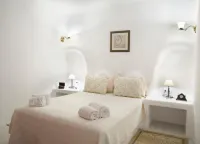 Eleni's Village Suites Hotels in Klouvas