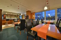 Hotel Grand Litava Beroun - Bữa sáng