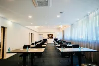 Arthotel Ambassador Wiesbaden - Free Parking Hotels in Hochheim am Main