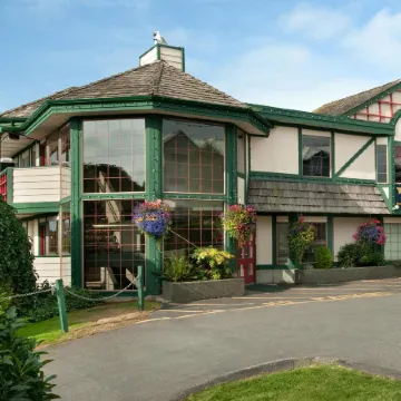 Days Inn by Wyndham Victoria Uptown