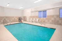 Super 8 by Wyndham Alamosa - Swimmingpools