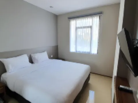 Yokotel Net Hotels in Andir