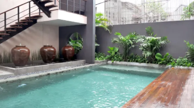 ATERA LOFT CANGGU ラパンガン・カンター・デサ・ティビューベネン周辺のホテル