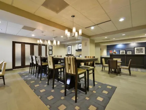 Hampton Inn Cortland