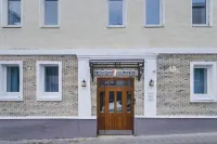 Trips Hotel - Inns