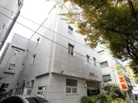Jeju Donghae Hotel Hotel dekat Mysterious Road