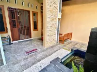 DMoon Villa Hotels in Kalasan