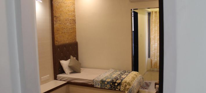 Hotel Skylark Hotels in Vapi