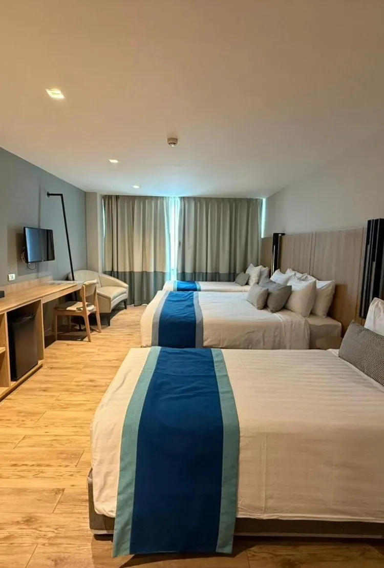 ห้องสวีทเพนต์เฮาส์ 3 ห้องนอน