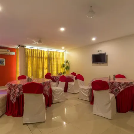 Hotel Imperial Classic Отели рядом с достопримечательностью «Район Химайятнагар»