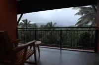 Petals Resorts Wayanad - con vista montagne