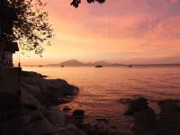 Sunrise Villas Seaview - Pemandangan Pantai
