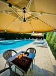 Saroy Gardens Hotel - 2-Star