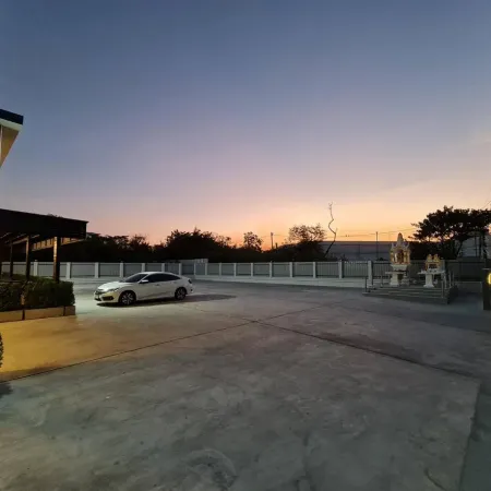 The Charlotte Smart Hotel Lopburi