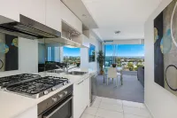 Silvershore Apartments on the Broadwater - parking