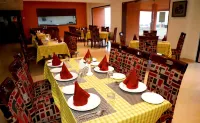 The White Hotel Katra, Vaishnodevi - 朝食