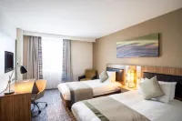 Holiday Inn 斯蒂文尼奇 - 停車場