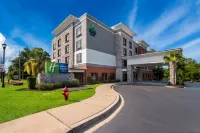 Holiday Inn Express & Suites Lexington Các khách sạn ở 