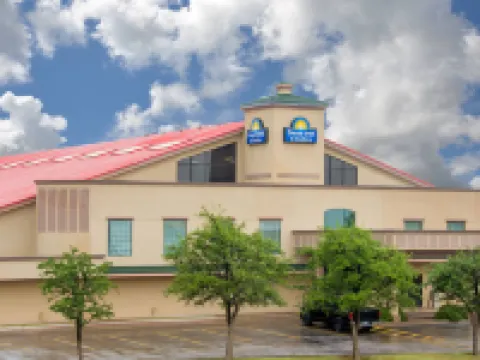 Days Inn by Wyndham Lubbock South Hotels in Lubbock