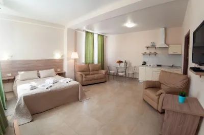 十月鎮飯店 Stavropol Medical University Accommodation附近的飯店