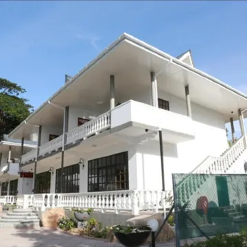 La Digue Self-Catering Apartments Hotels near Pointe Camille
