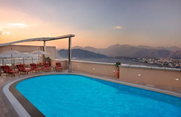 努爾羅塔納阿瑞健酒店